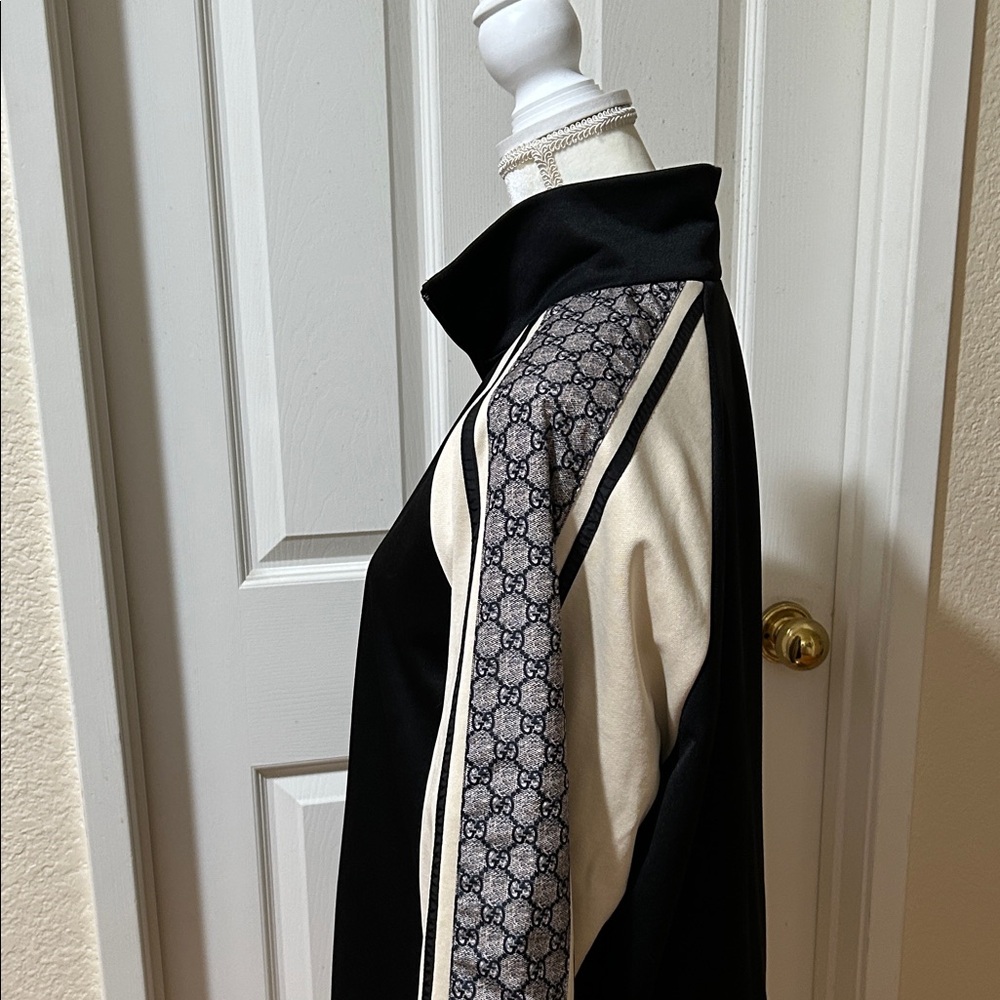 Gucci Black and Cream Bomber Technical Jacket - Picture 7 of 16